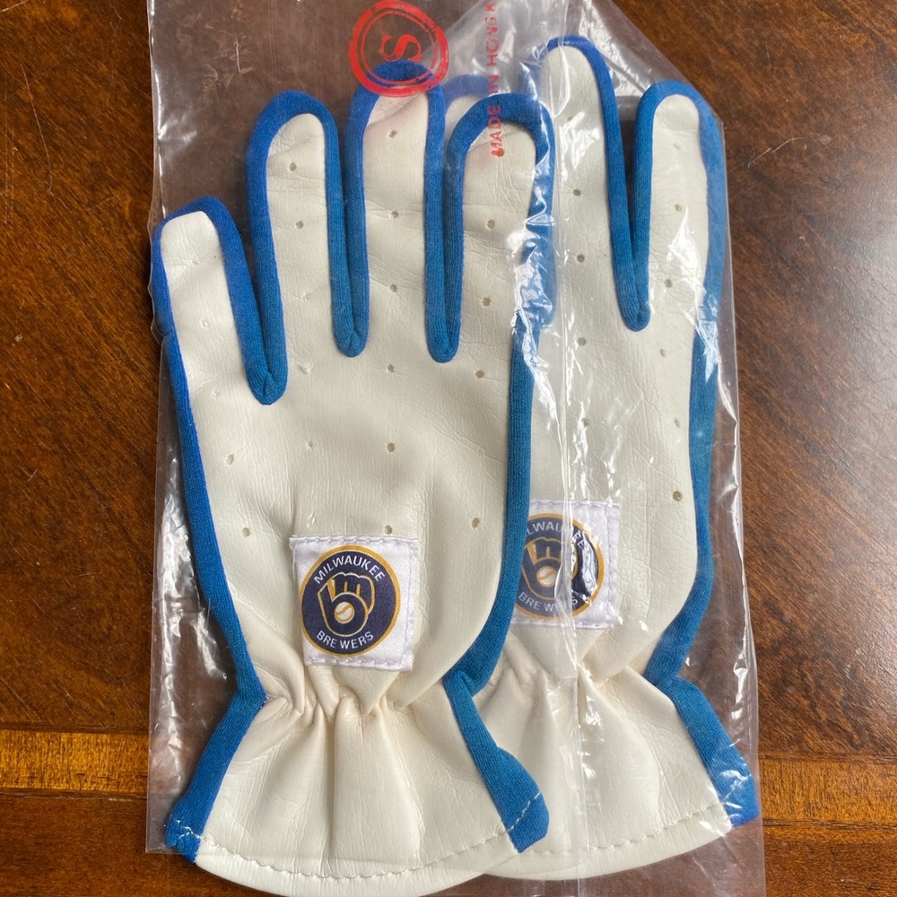Milwaukee Brewers 2 Batting Gloves